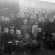 Rok 1932 dzieci ze Szkoły Podstawowej w Starej Wsi