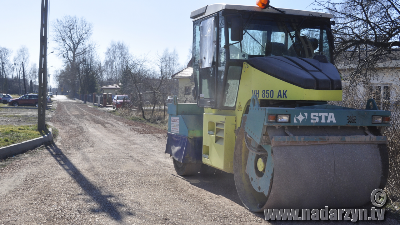 Profilowanie 90 km dróg gruntowych rozpoczęte