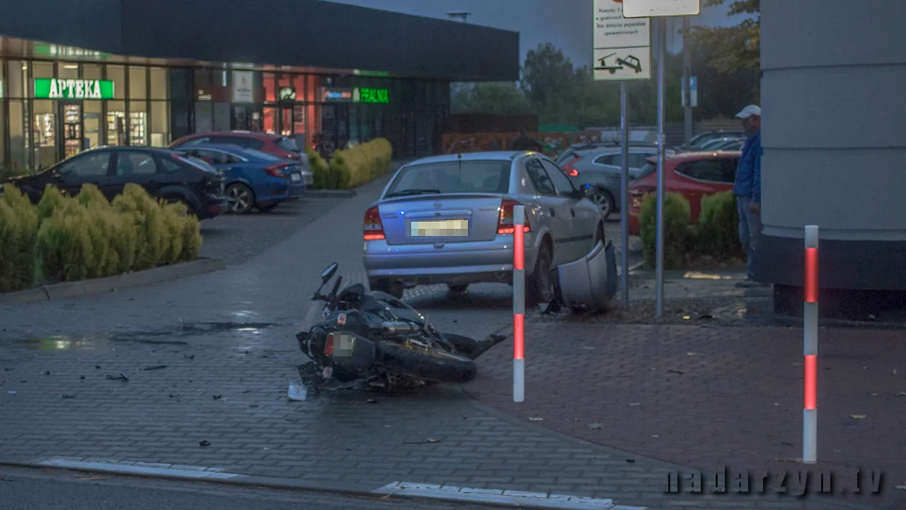 Zderzenie auta z motocyklem