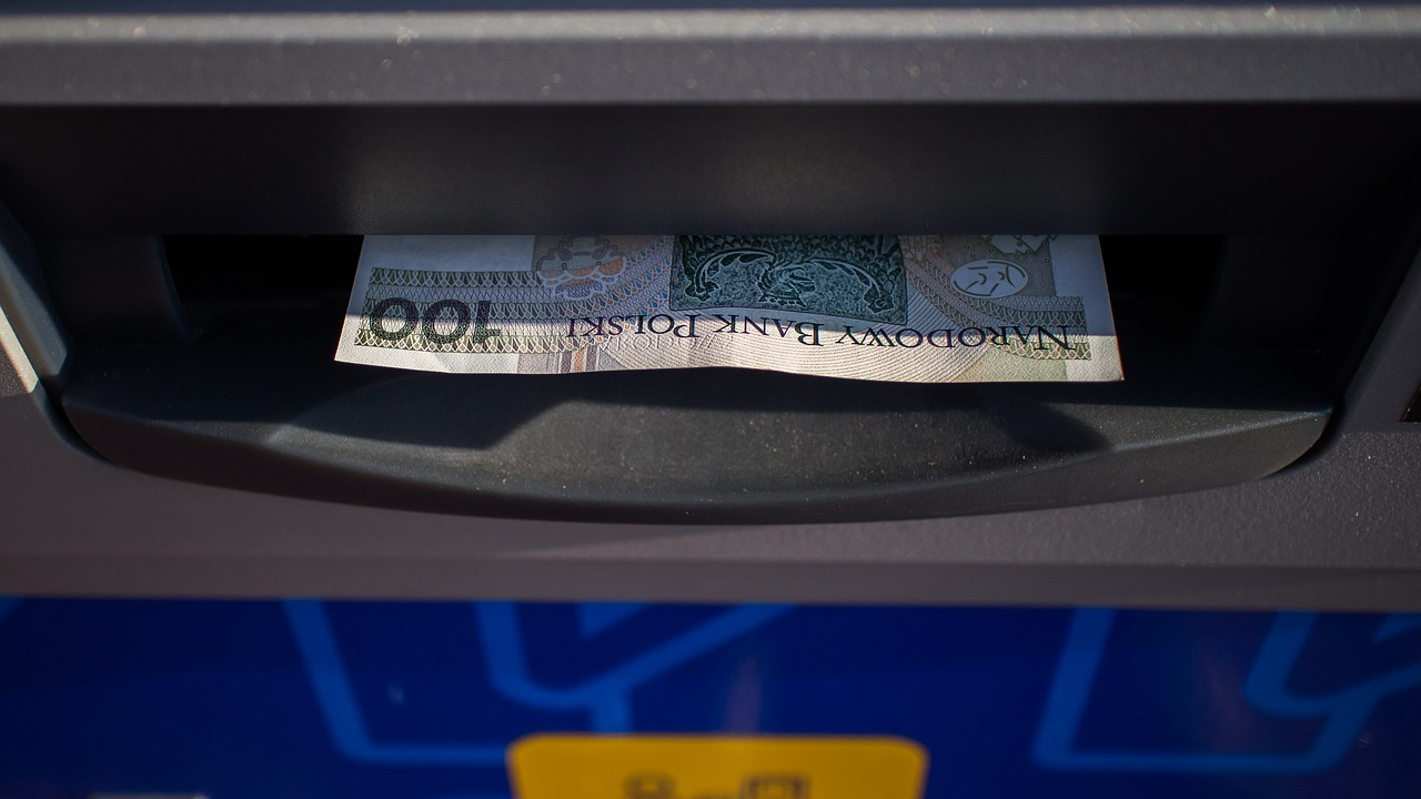 Nowe numery bankowe oraz kredyt na 5 mln zł.