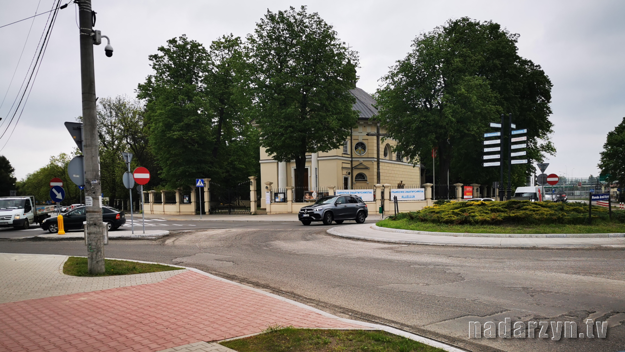 Urtudnienia w ruchu przy rondzie AK do końca tygodnia